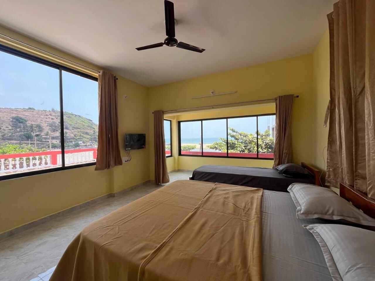 Klub Khavana- The Exclusive Beachfront Resort Vengurla Exterior photo